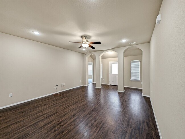Foto del edificio - 6706 SW Chestnut Hill Rd