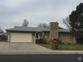 Building Photo - 503 37th Ave