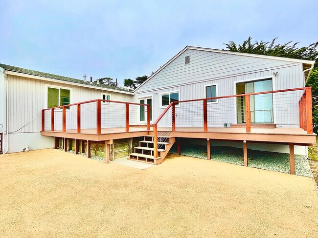 Terraza y patio - 544 Vista Mar Ave