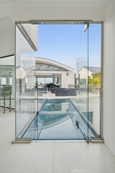 Foto del edificio - 4607 Perham Rd