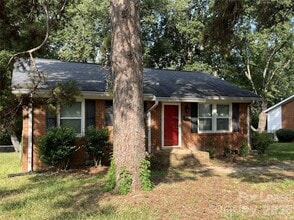 Building Photo - 4024 Abbeydale Dr