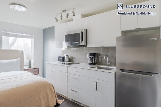 Foto del edificio - 5001 Brooklyn Ave NE