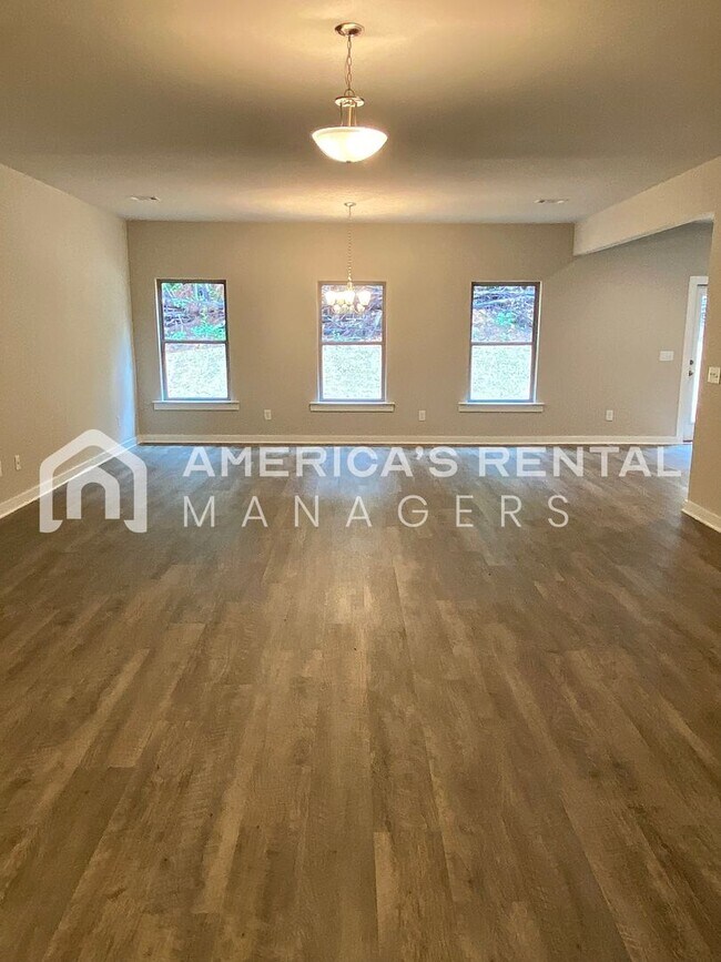 Foto del edificio - Home for Rent in McCalla, AL...View with 48 Hours Notice!