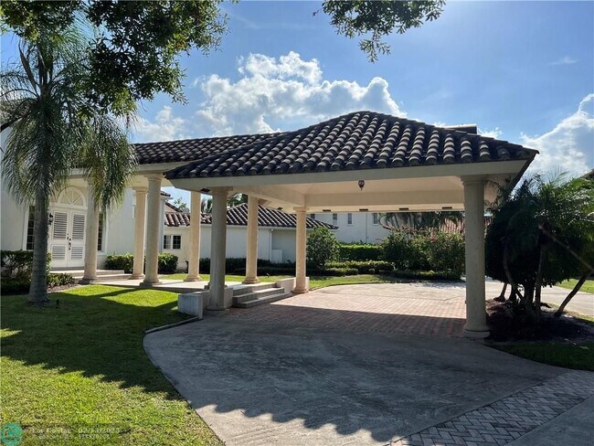 Building Photo - 17669 Fieldbrook Cir E