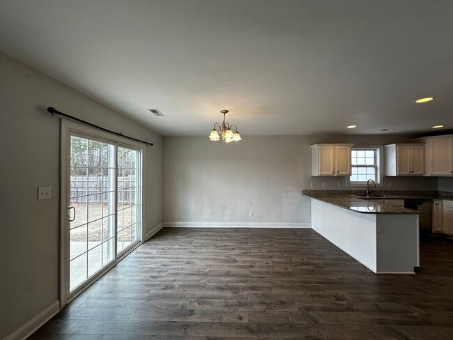 Building Photo - 102 Quail Hollow Drive, Goldsboro, NC 27534