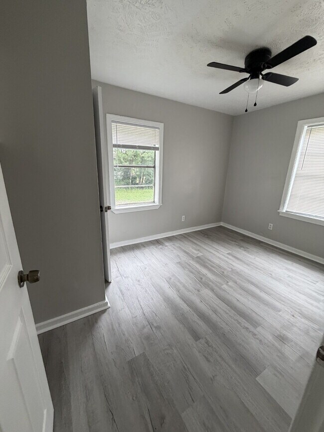 Foto del edificio - 2/1 in Pearl for $1075!