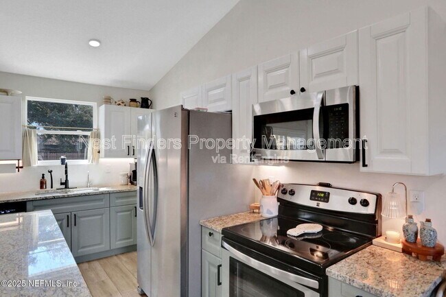 Foto del edificio - 11604 Sail Ave