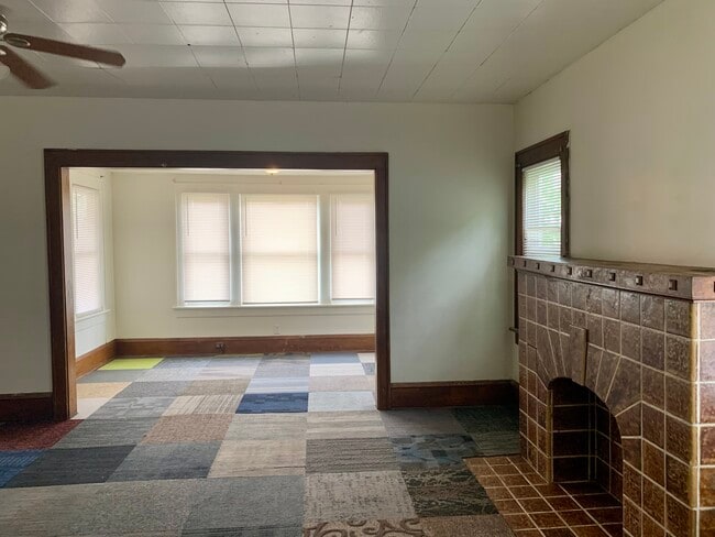 Foto del edificio - 1005 13th St NE