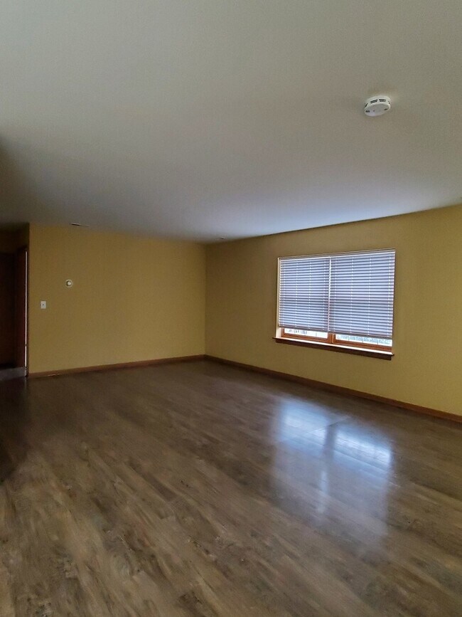 Foto del edificio - 1040 Greenwood Cir