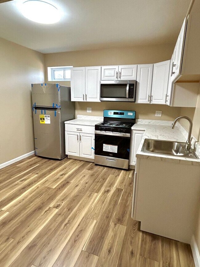 257 Davis Ave, Piscataway, NJ 08854 Apartments in Piscataway, NJ