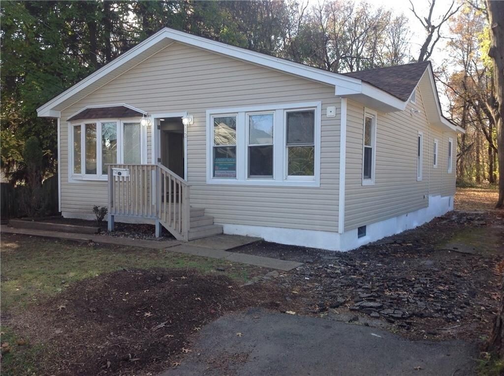 Foto principal - 212 Oakmoor Ave