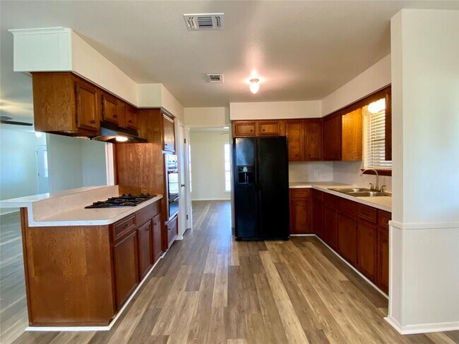 Foto del edificio - 11850 Hwy 290 E