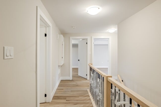 Building Photo - 64 Collete Crescent