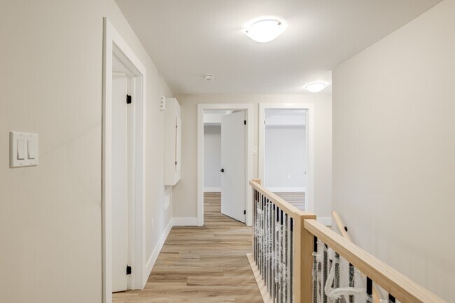 Building Photo - 64 Collete Crescent