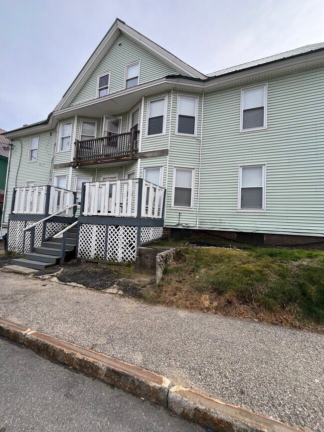 Foto del edificio - 25 Maine Ave