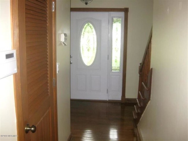 Foto del edificio - 905 Welsh Ln