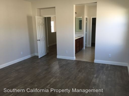 Building Photo - 14843 Meadows Way