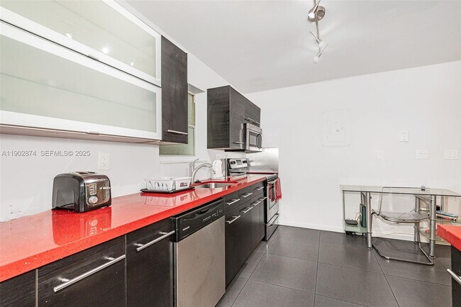 Foto del edificio - 201 178th Dr