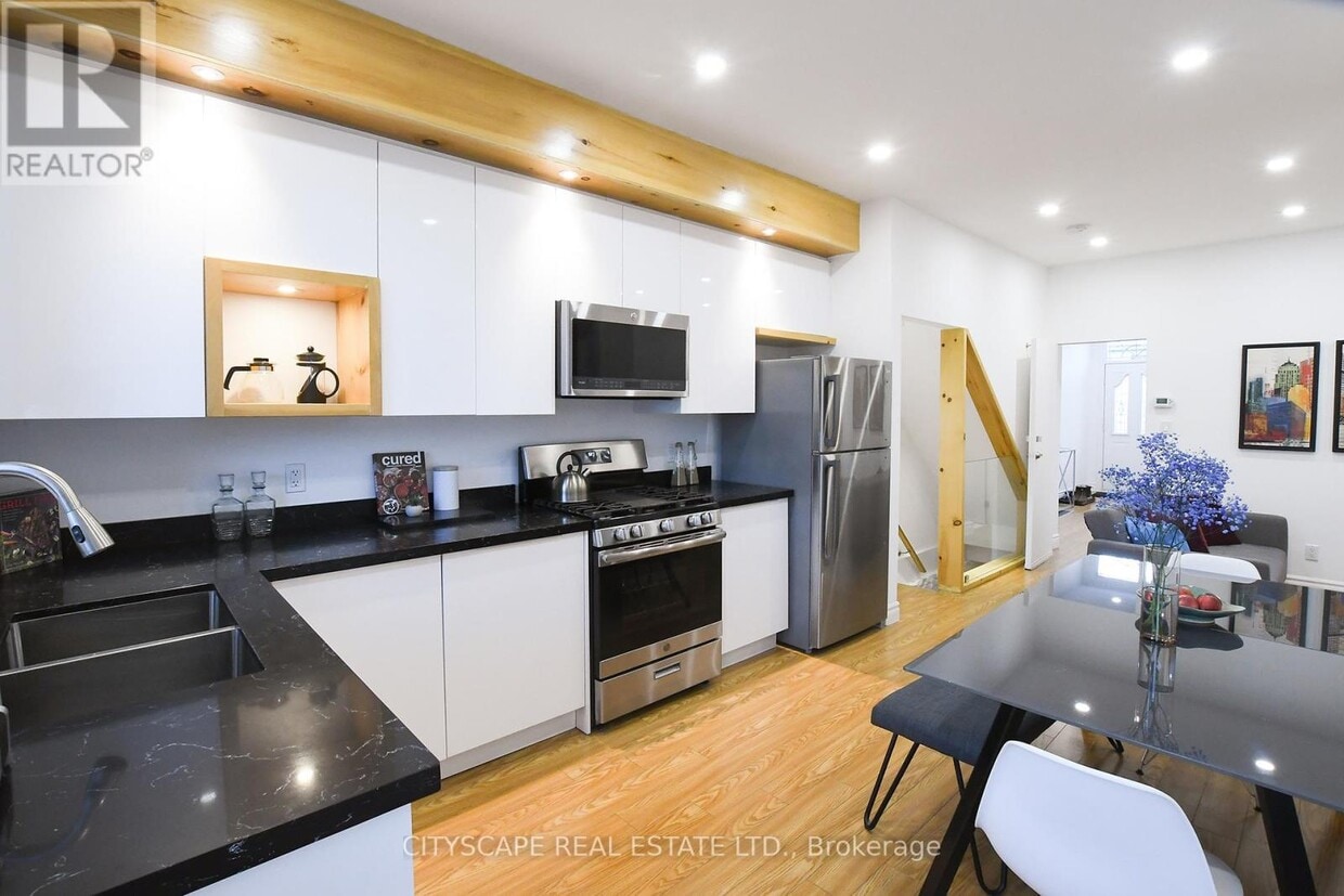 Primary Photo - 5 Federal St