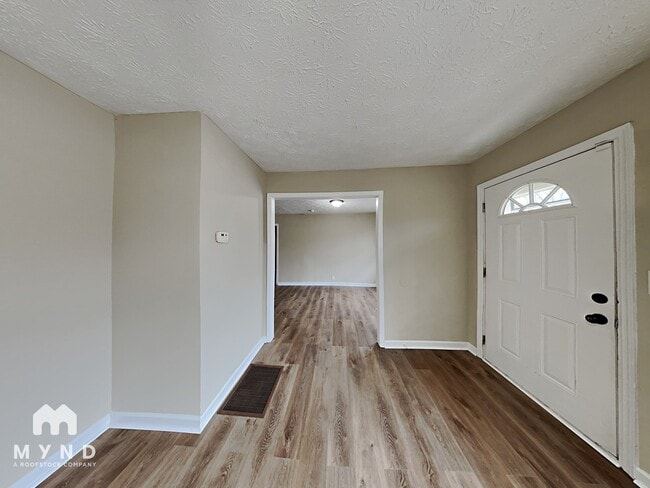 Building Photo - 1172 Bingham Rd