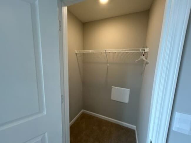 Foto del edificio - 1663 Fairmount Dr