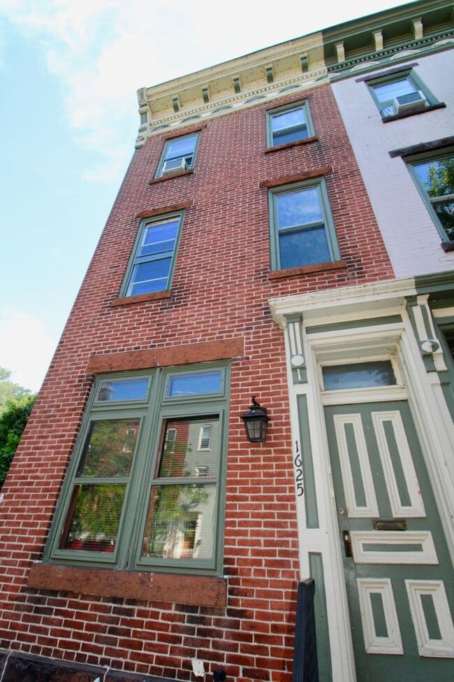 Building Photo - 1625 N 3rd St