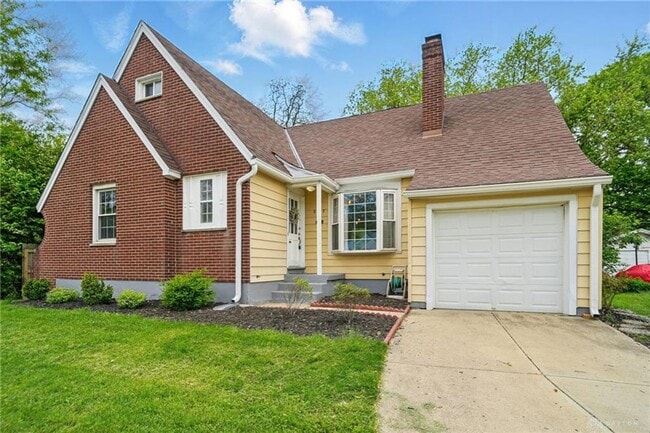 Building Photo - Beautiful 4-Bed Cape Cod Home for Rent!