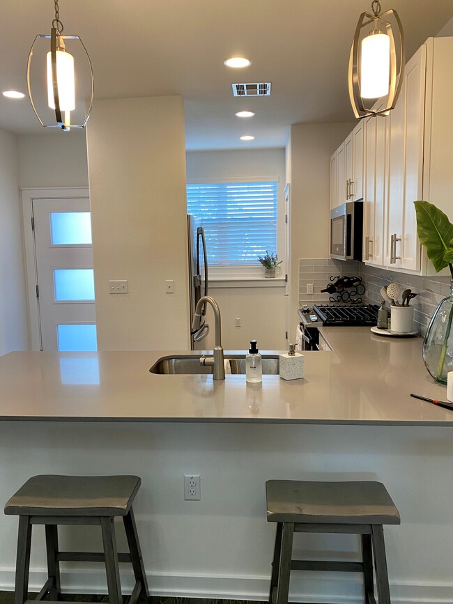 Foto del edificio - 6800 Menchaca Rd