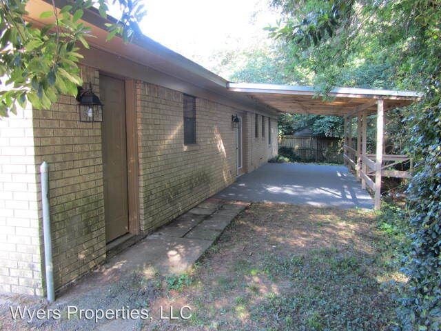 Building Photo - 3 br, 2 bath House - 106 Ivy Lane
