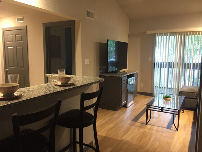 Foto del interior - 306 E Clark
