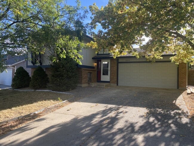 Photo - 18800 E Oregon Dr House