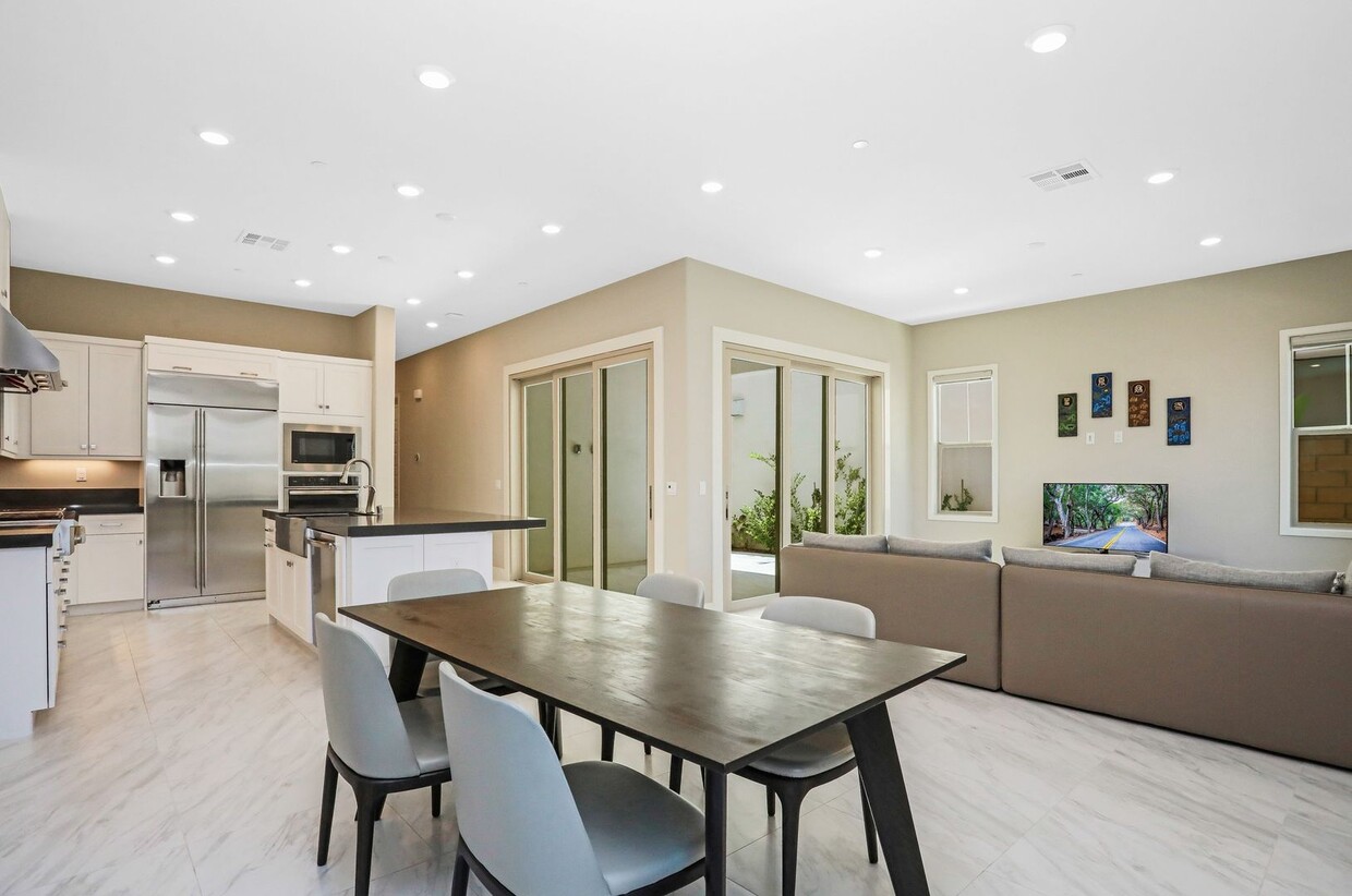 Foto principal - Elegant and Modern Living in Adagio in Cad...
