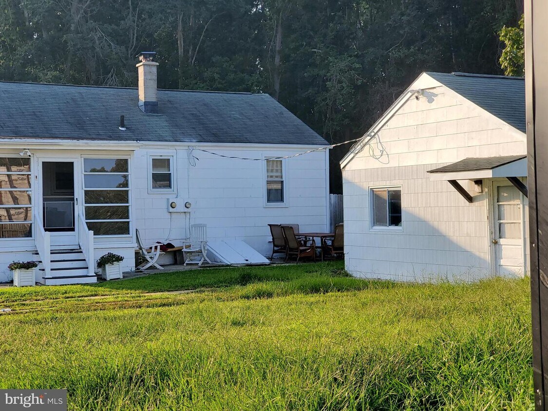 Foto principal - 49 Mays Landing Rd
