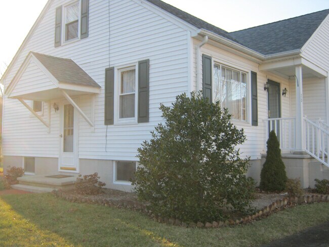 Foto del edificio - 3BR Single Family home in LaVale