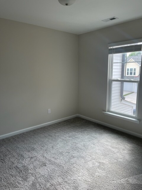 Building Photo - 1605 Glacier Dr