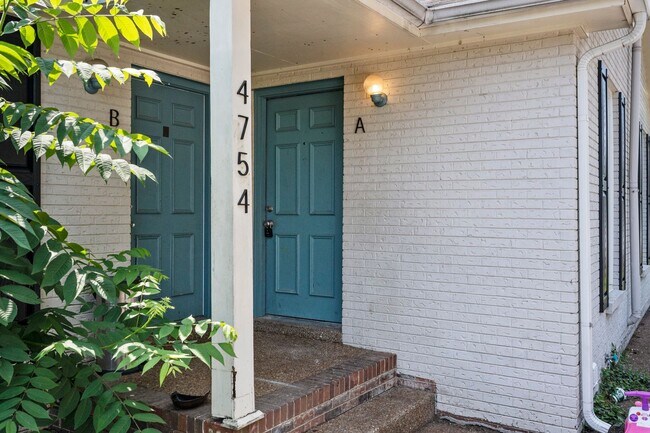 Foto del edificio - 4754 Trenton Dr