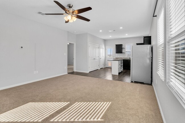 Building Photo - 105 Bell Rings Dr