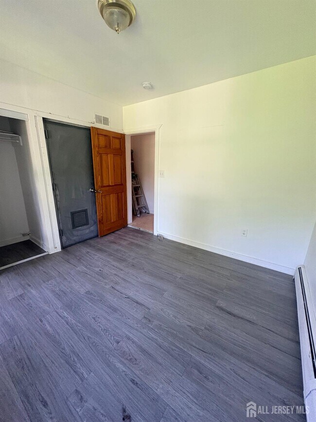 Foto del edificio - 661 Catherine St