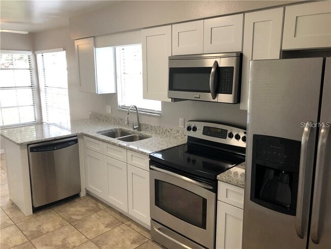 Foto del edificio - 7220 Nima Ct