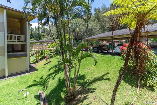 Foto del edificio - Spacious, Clean, Renovated 2BR/2BA/2Pkg in...