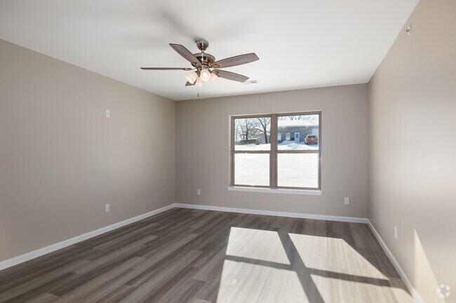 1 habitación, 1 baño, 768 pies cuadrados, sala de estar - Autumn Leaf Apartment Homes