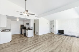 Building Photo - 55200 Airlane Dr