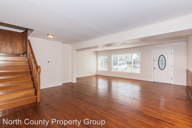 Building Photo - 3 br, 1 bath House - 604 Capistrano Drive
