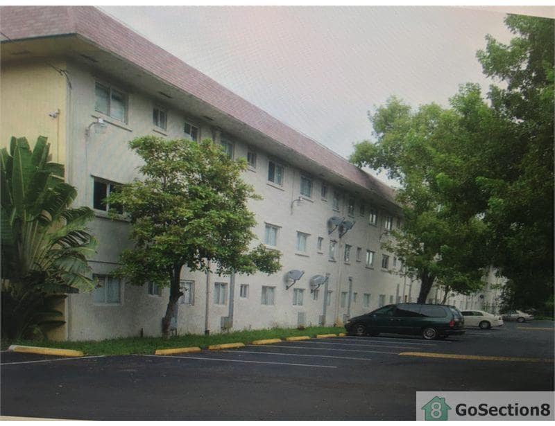Primary Photo - 13350 NW 30th Ave