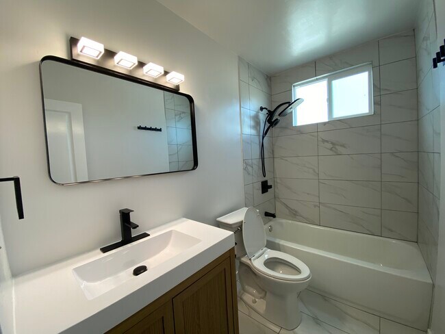 Foto del edificio - 1515 E 20th St