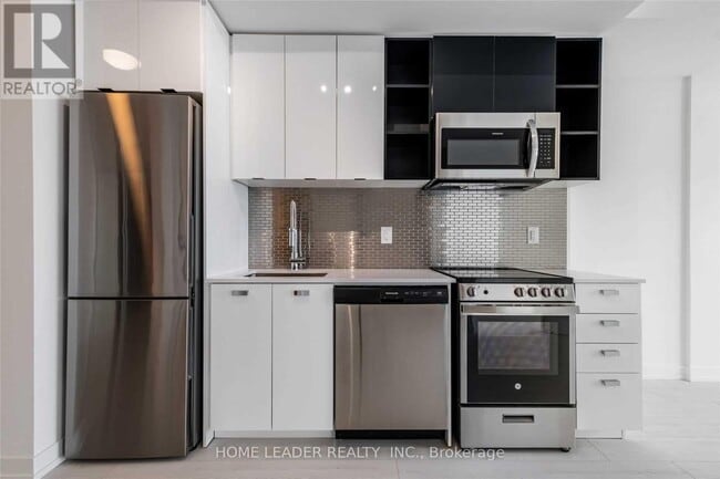 Building Photo - 10 De Boers Dr