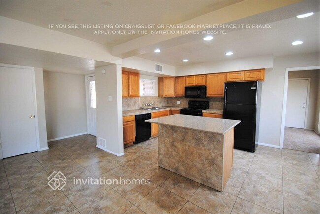 Foto del edificio - 5625 W Pierson St