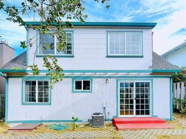 Building Photo - 1012 Munras Ave