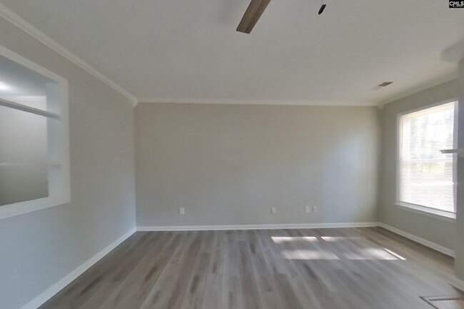 Building Photo - 112 Hedgefield Rd
