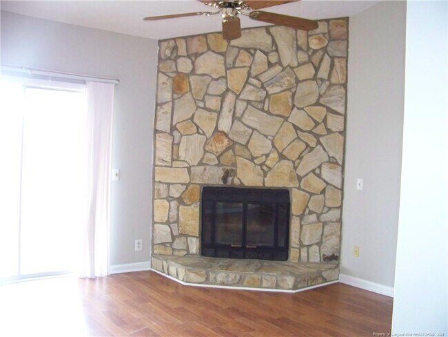 Building Photo - 6732 Willowbrook Dr